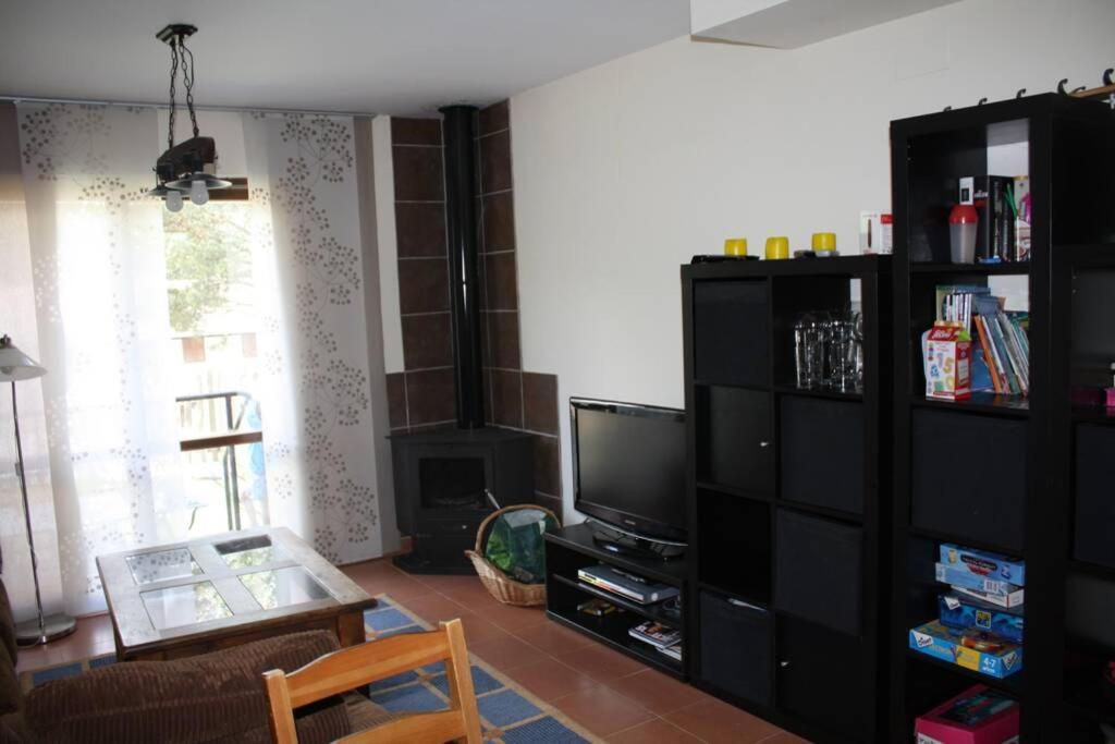 Duplex Con Jardin En Pirineos, Totalmente Equipado Leilighet Villanúa Eksteriør bilde